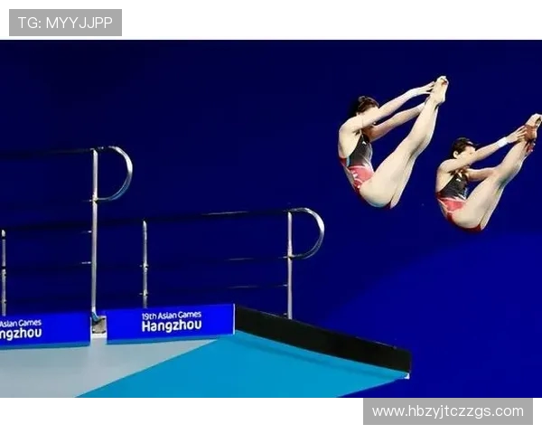 跳水运动的魅力与挑战:从技巧训练到心理素质的全面剖析 跳水运动的魅力与挑战:从技巧训练到心理素质的全面剖析