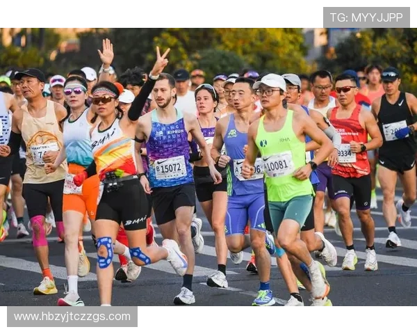 上海滑板队在马拉松大满贯中的默契配合与精彩表现分析