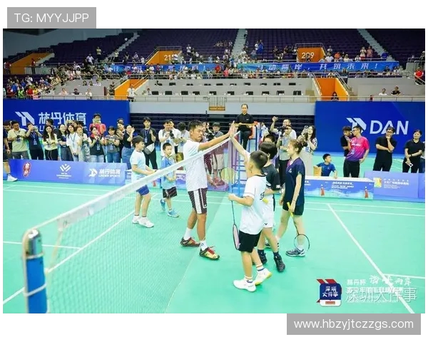 团结奋进：深圳羽毛球队如何通过团队协作提升竞技水平