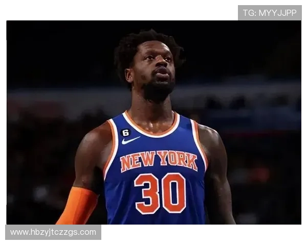 朱利叶斯兰德尔如何在NBA赛场上展现个人魅力与团队合作精神